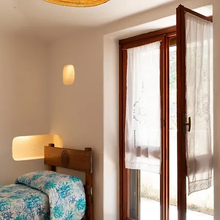 Domus Gallesi By Wonderful Italy *